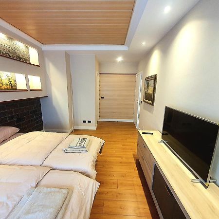 Centerscape - Studio By Dion Apartment ติรานา ภายนอก รูปภาพ
